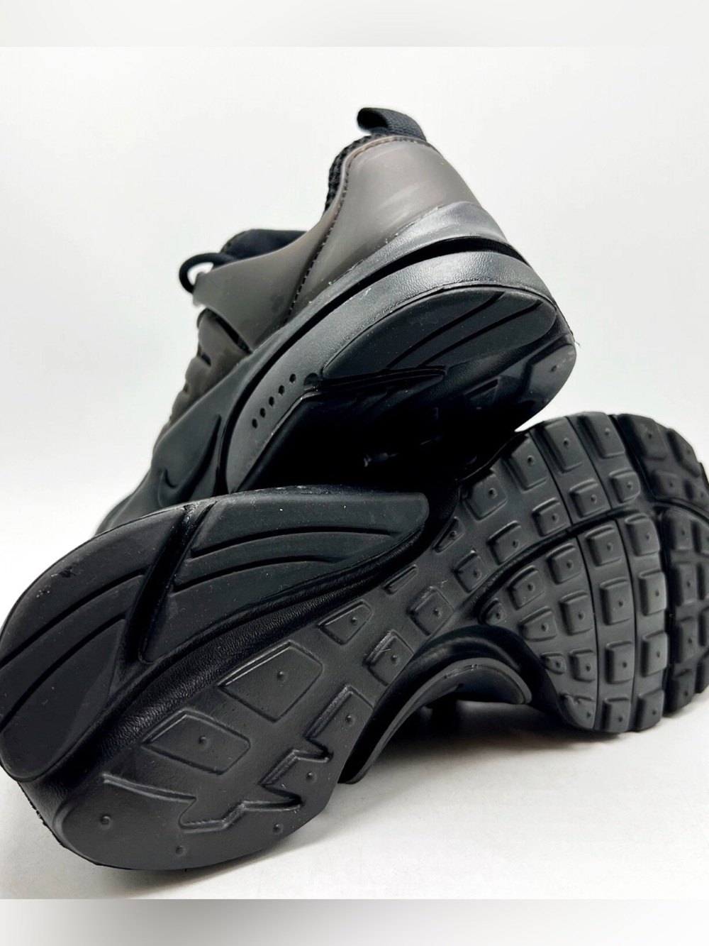 Nike Presto Boy's/Youth Running Shoes , Size 7Y, Black/Black - Picture 11 of 15